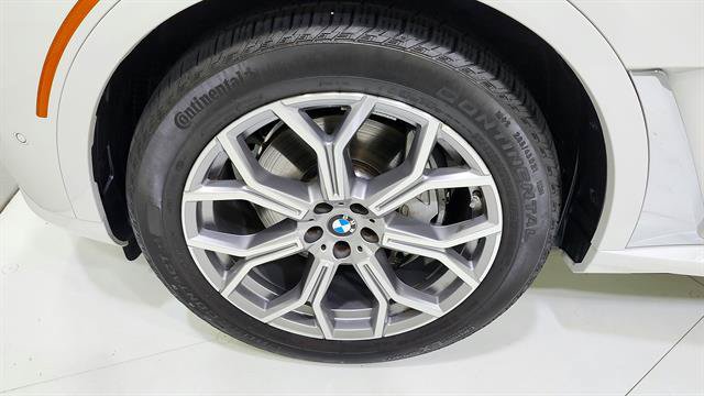 Used 2026 BMW X7 xDrive40i AWD/4WD image 39