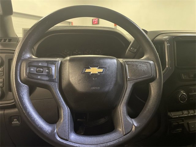 Used 2022 Chevrolet Silverado 2500 Custom w/ Custom Value Package image 14