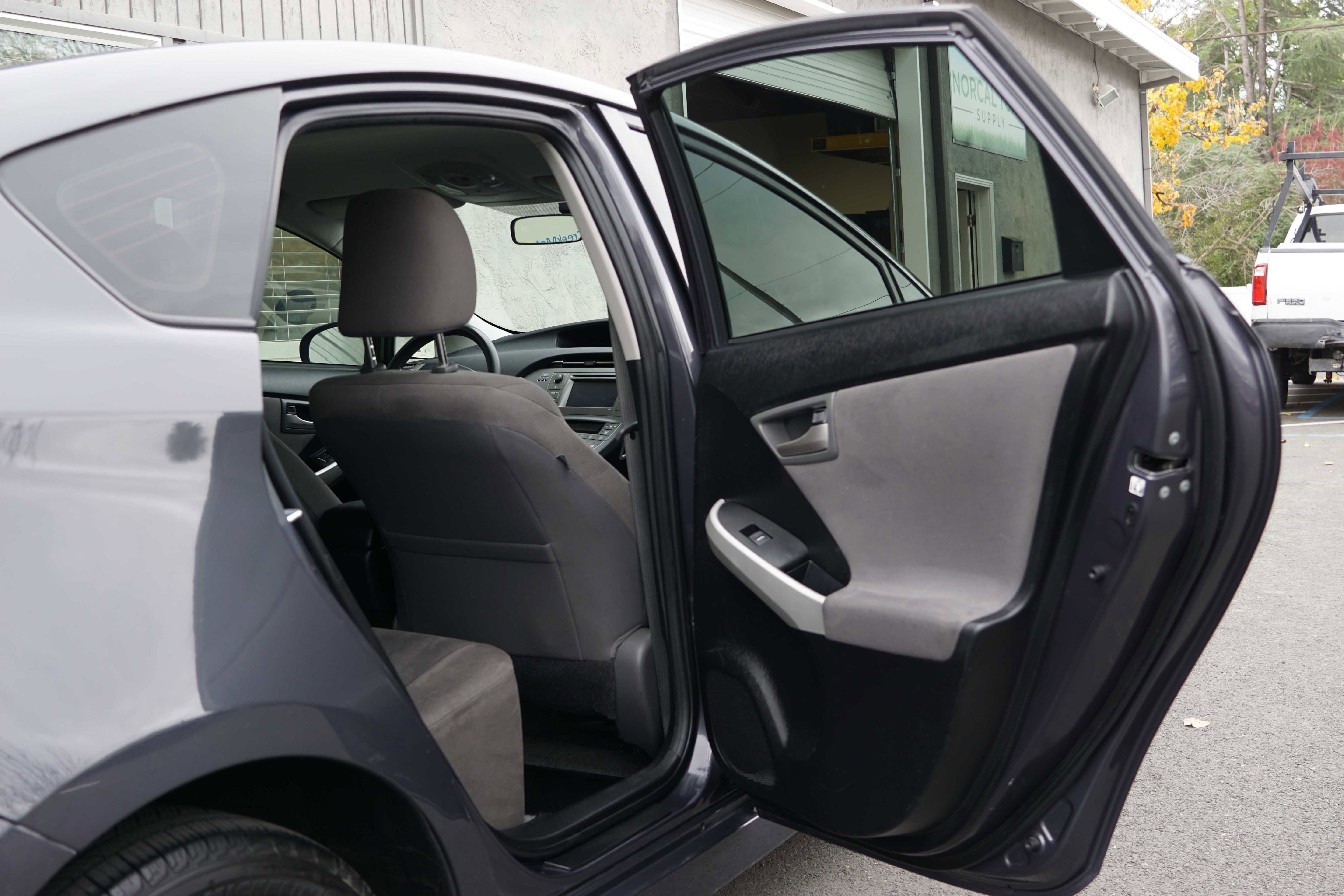 Used 2015 Toyota Prius Two image 27