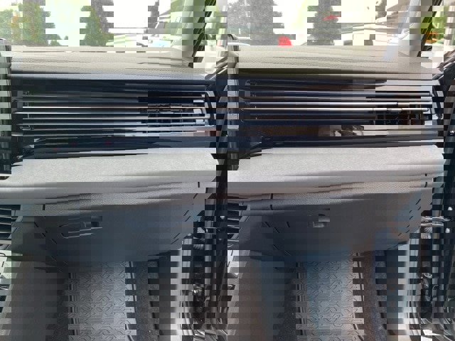 New 2025 Volkswagen Jetta SE image 59