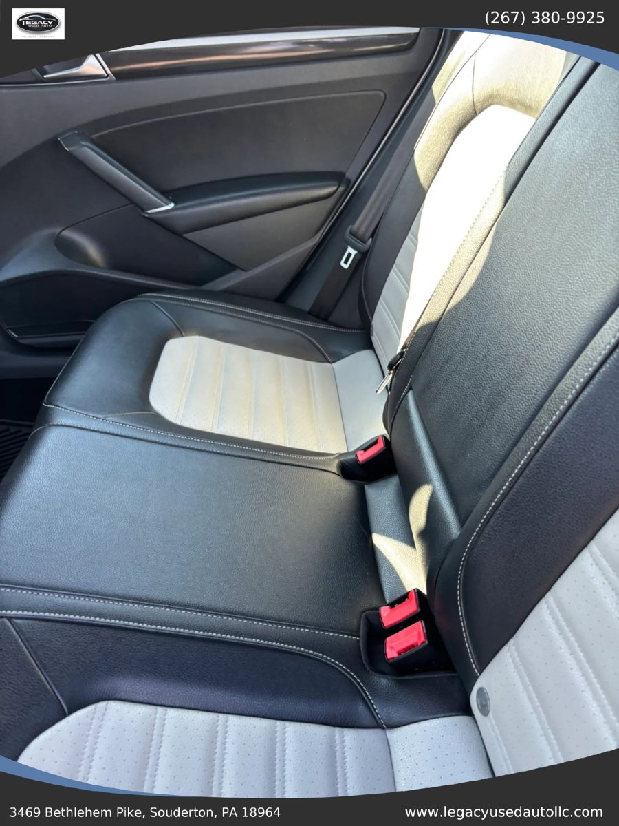 Used 2018 Volkswagen Passat GT FWD image 46