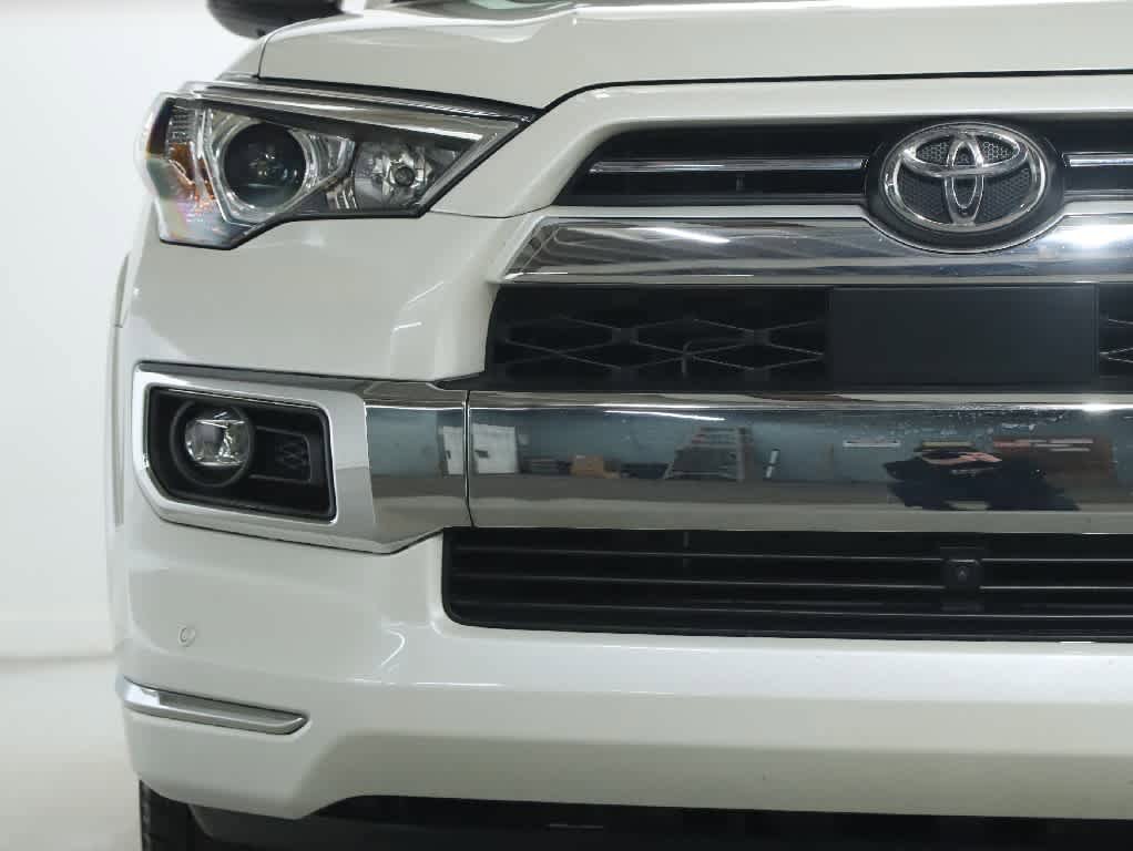 Certified 2023 Toyota 4Runner Limited AWD/4WD image 6