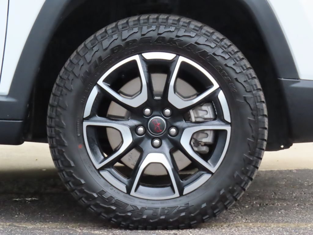 Certified 2025 Jeep Compass Trailhawk AWD/4WD image 12