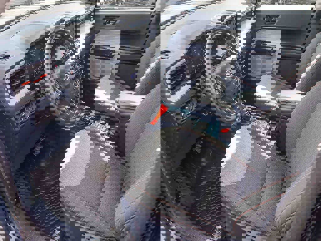 Used 2023 Ford Maverick XLT image 16