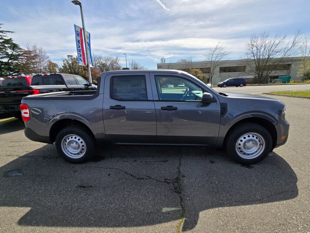 New 2026 Ford Maverick XL w/ Equipment Group 101A AWD/4WD image 4