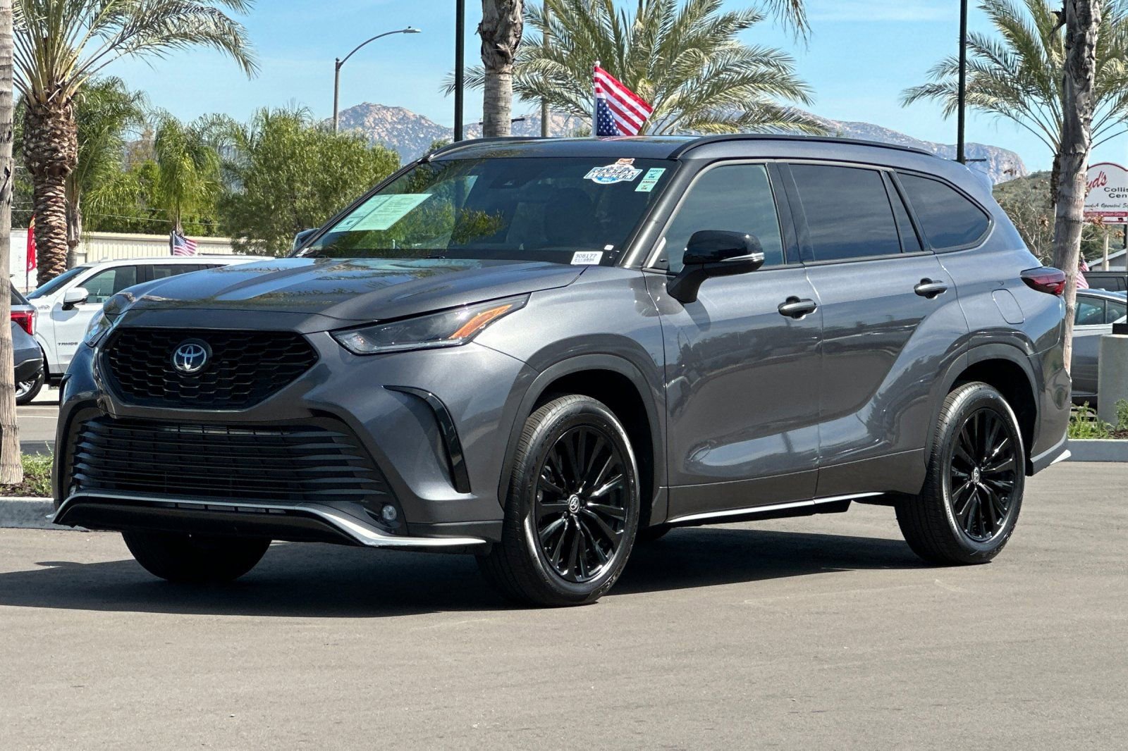 Used 2025 Toyota Highlander XSE image 8