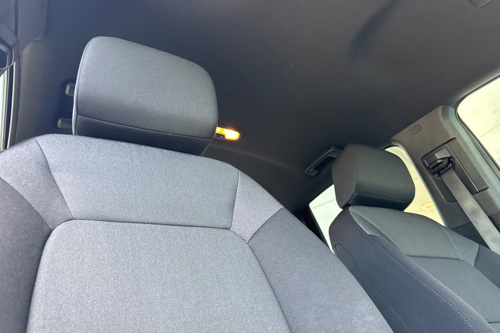 Used 2023 Chevrolet Colorado W/T image 16