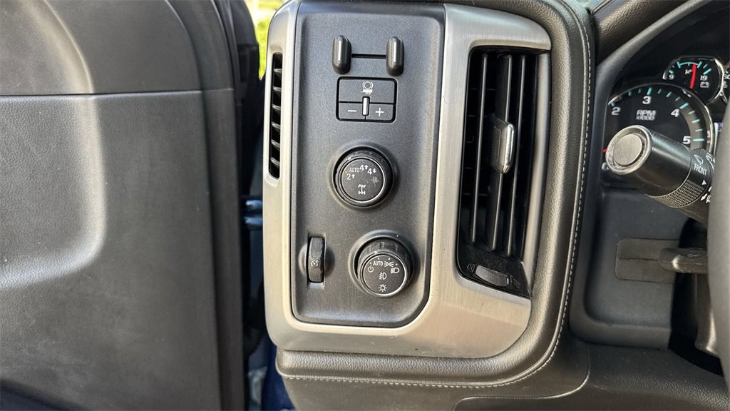 Used 2018 GMC Sierra 1500 SLT image 55