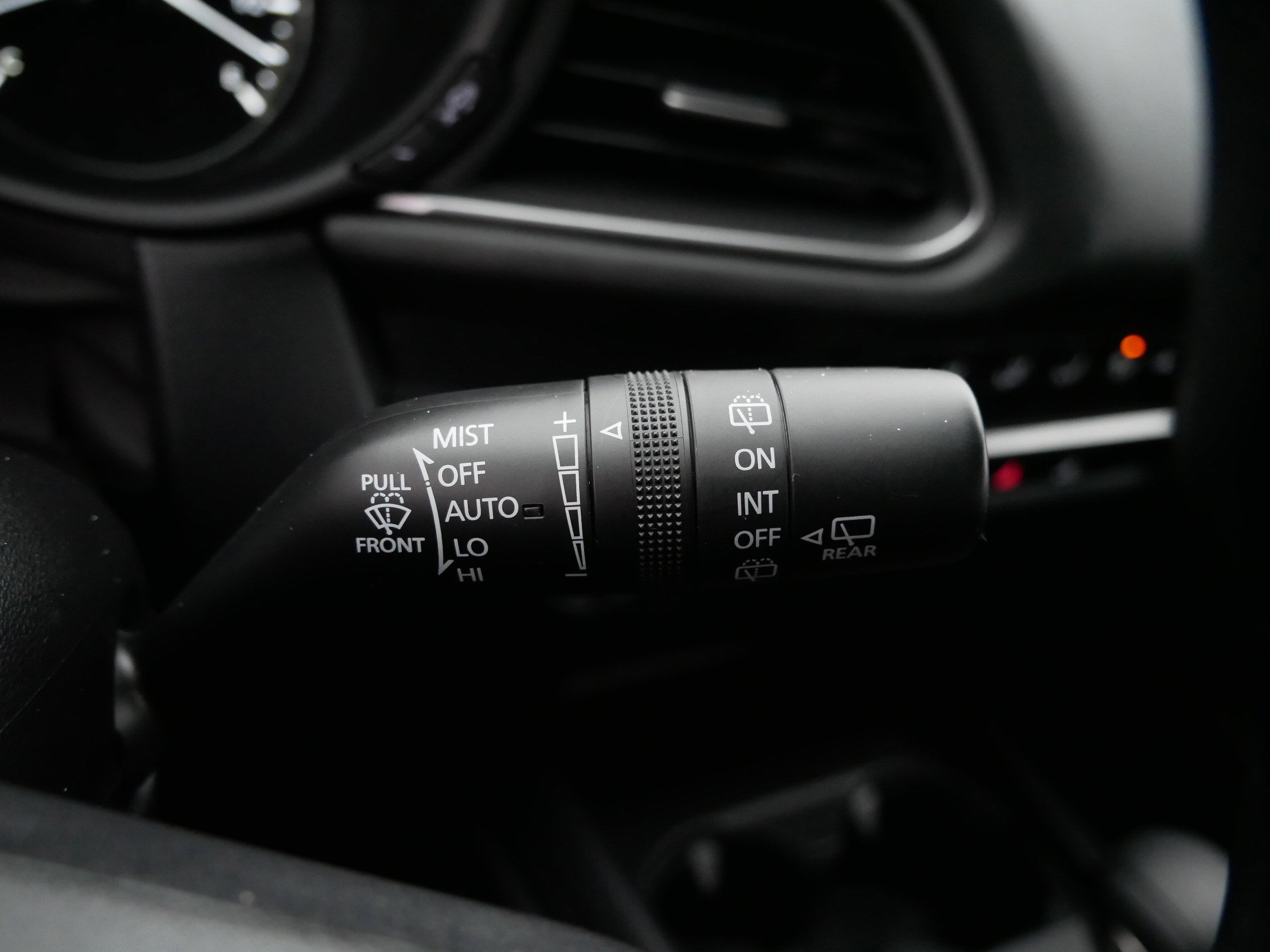 Used 2021 MAZDA CX-30 FWD 2.5 S image 34