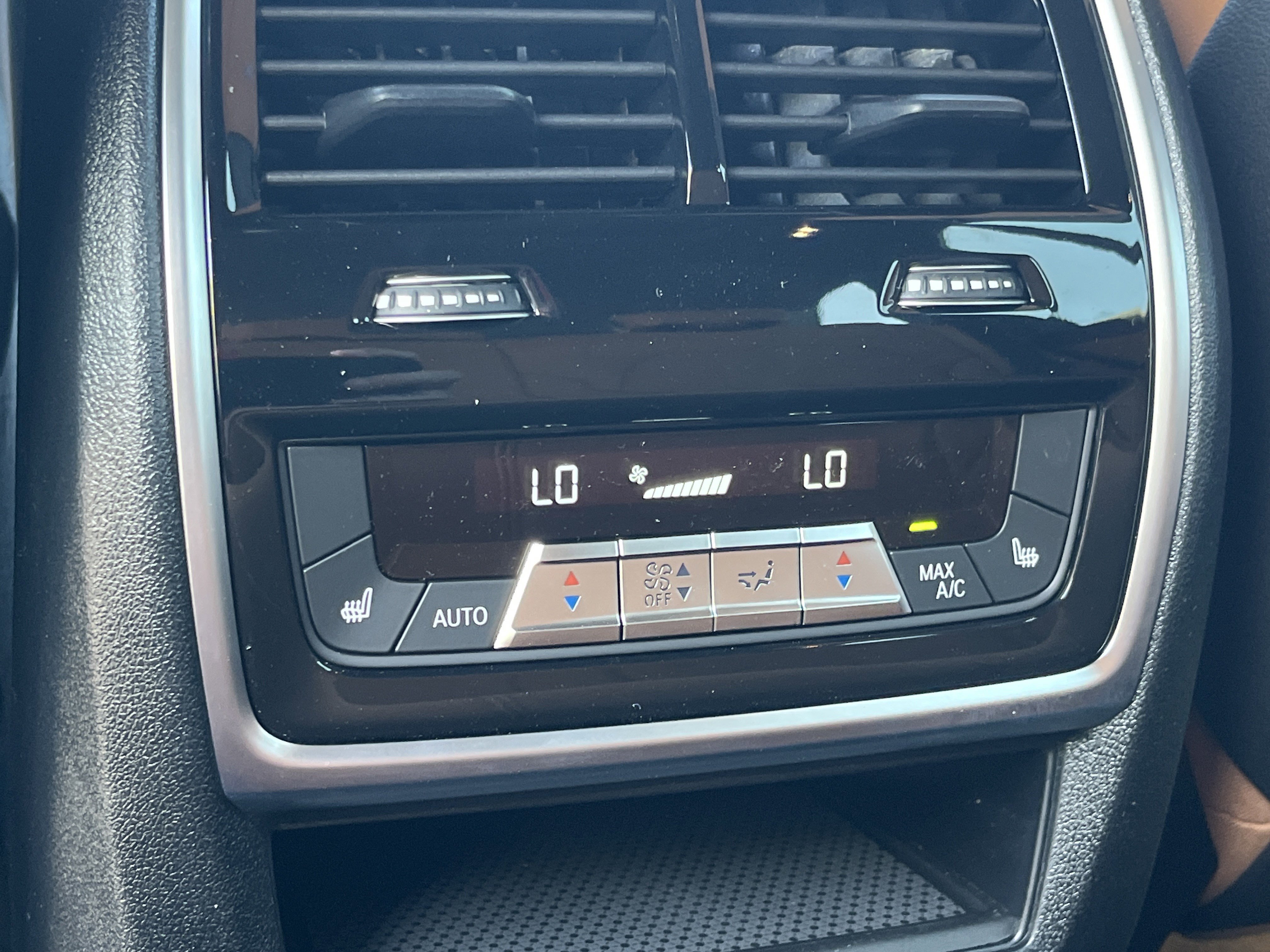 New 2026 BMW X5 xDrive40i AWD/4WD image 21