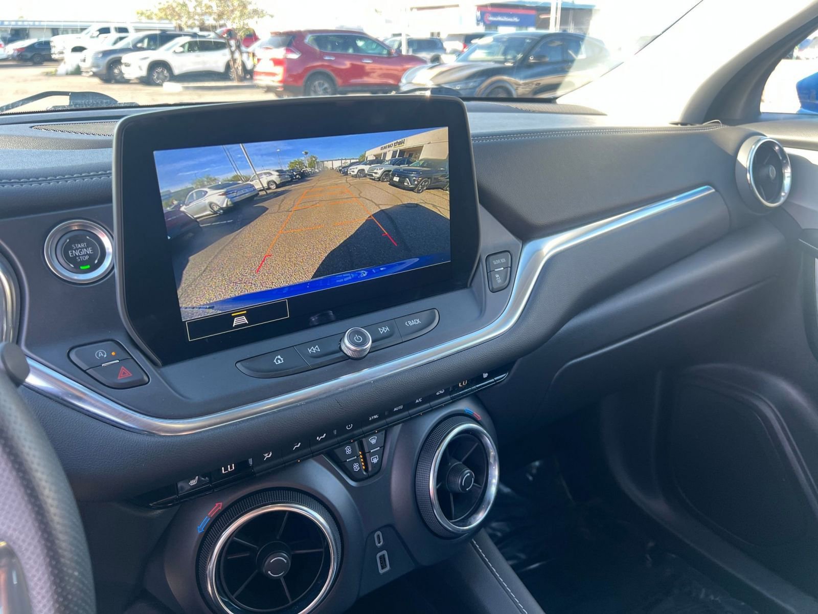 Used 2025 Chevrolet Blazer LT image 24