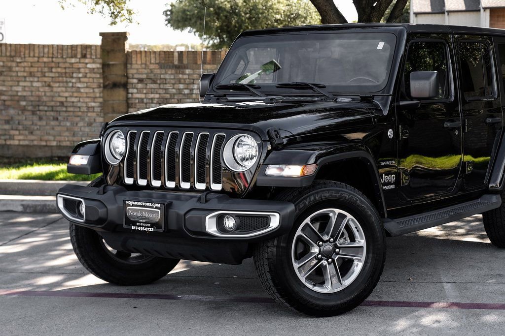 Used 2020 Jeep Wrangler Unlimited Sahara image 12