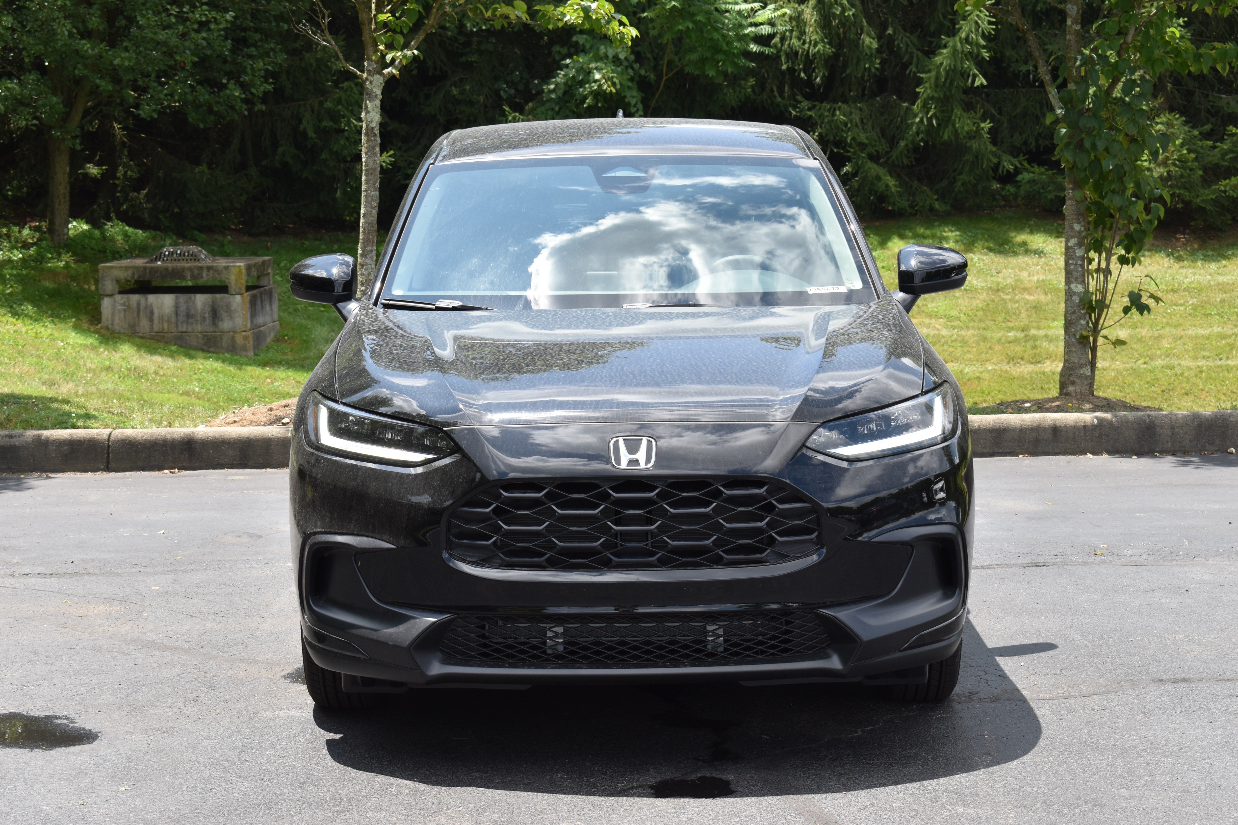New 2027 Honda HR-V LX image 2