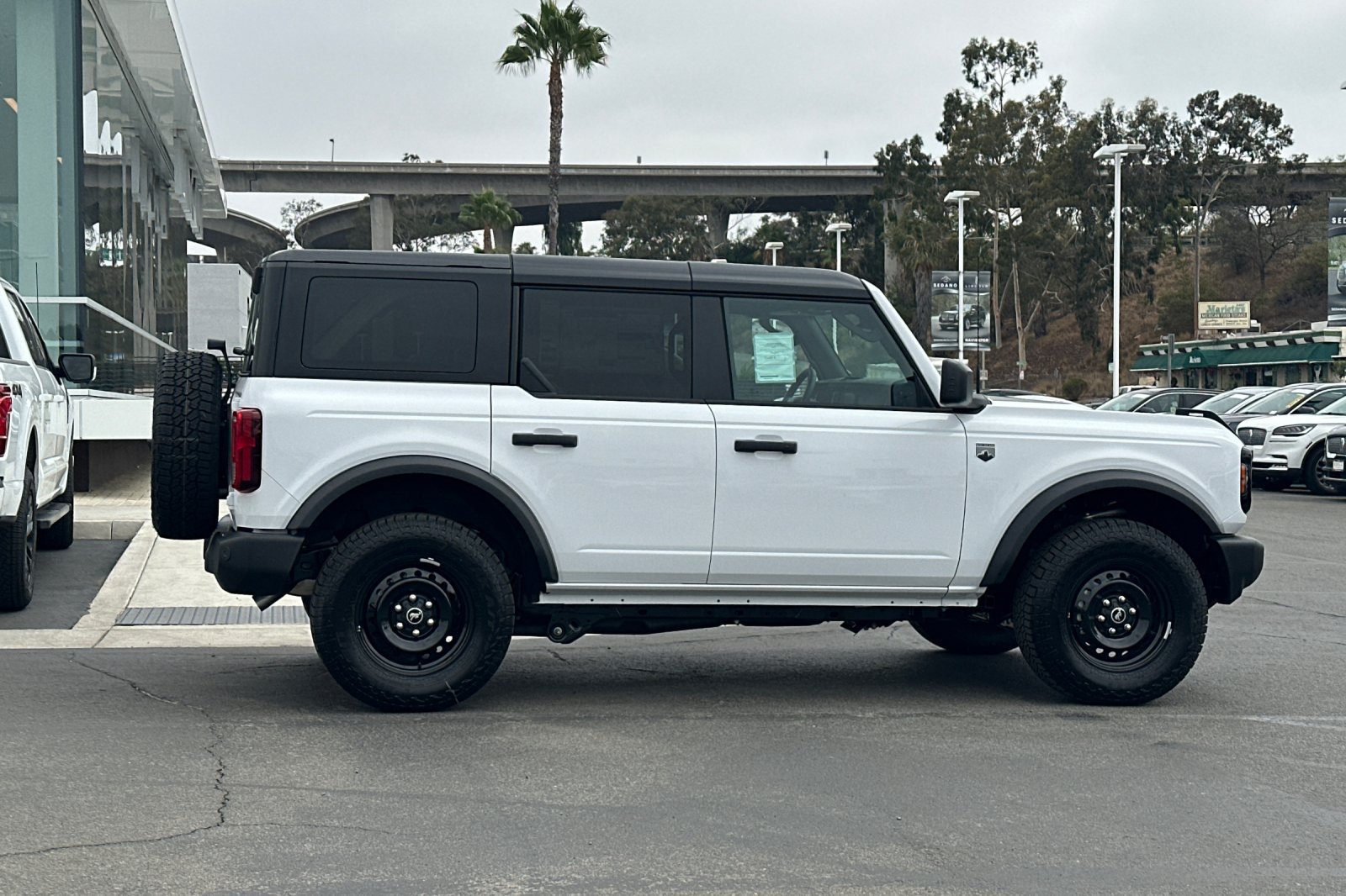 New 2026 Ford Bronco Big Bend AWD/4WD image 2