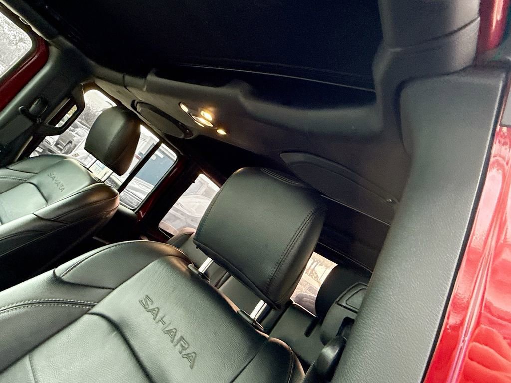 Used 2021 Jeep Wrangler Unlimited Sahara w/ Cold Weather Group image 20