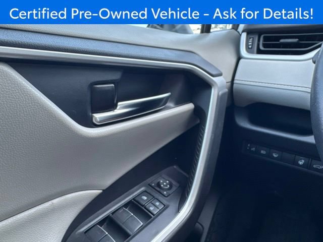 Used 2022 Toyota RAV4 XLE w/ Convenience Package AWD/4WD image 19