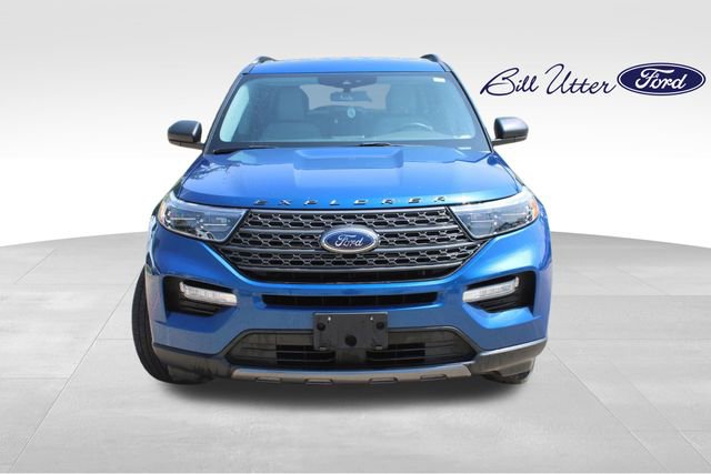 Used 2021 Ford Explorer XLT w/ Equipment Group 202A RWD image 2