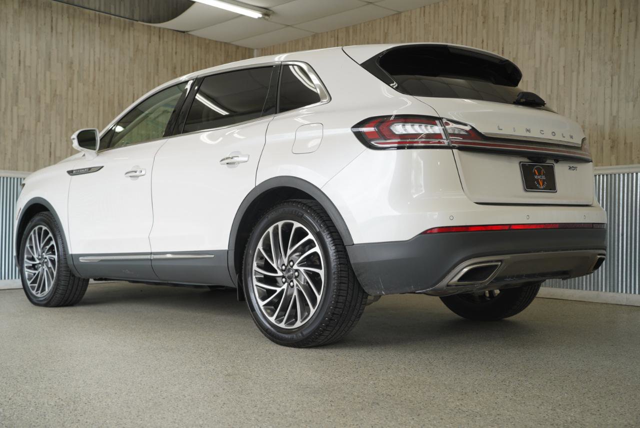 Used 2019 Lincoln Nautilus Reserve w/ Driver Assistance Package image 7