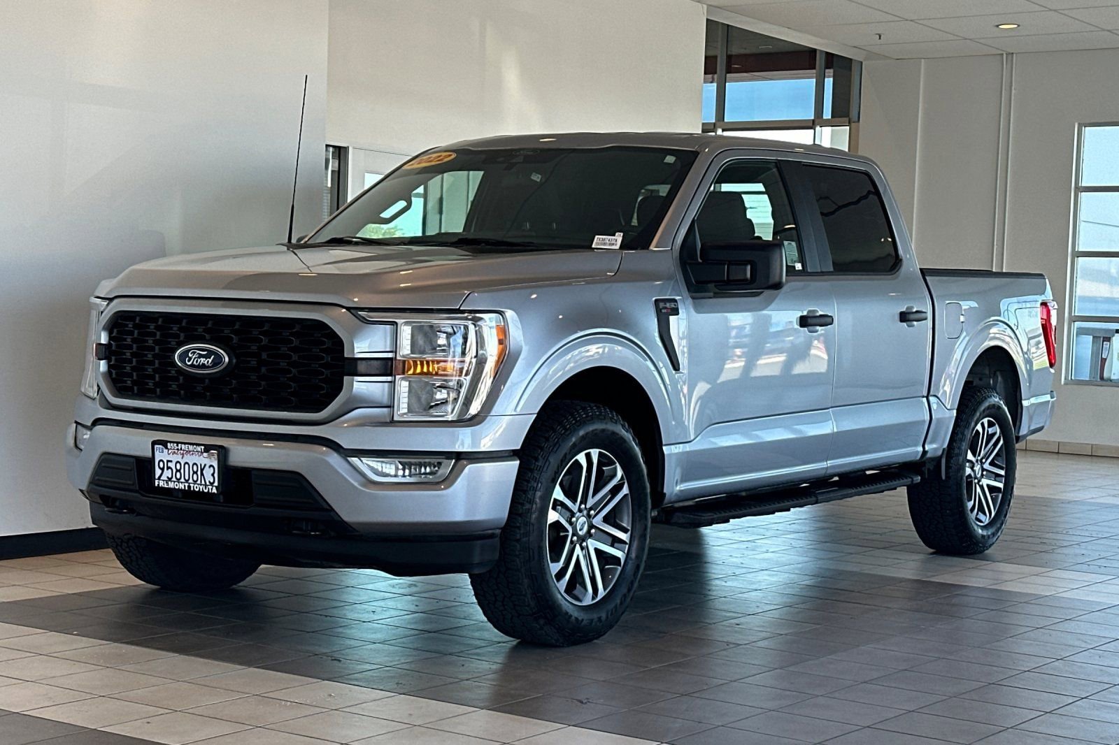 Used 2022 Ford F150 XL w/ STX Appearance Package AWD/4WD image 8