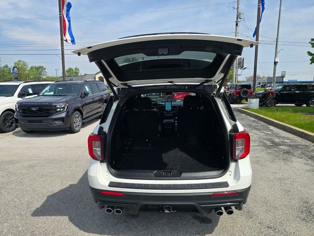 Used 2023 Ford Explorer ST w/ Equipment Group 401A AWD/4WD image 15