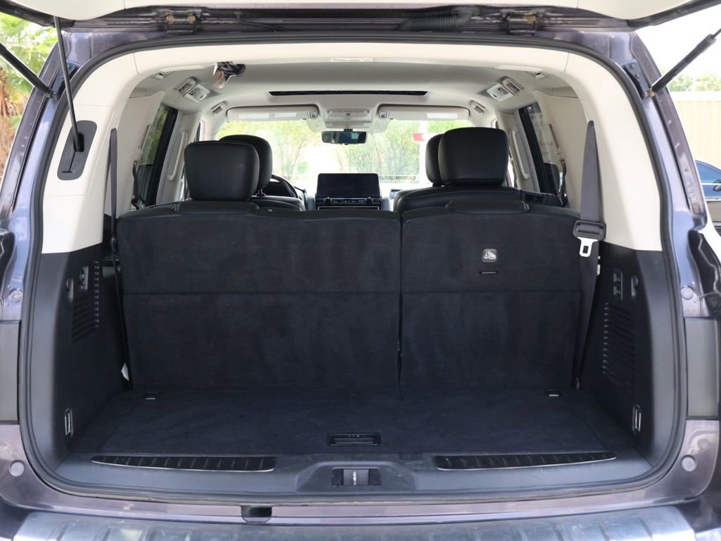 Used 2024 INFINITI QX80 Luxe image 16