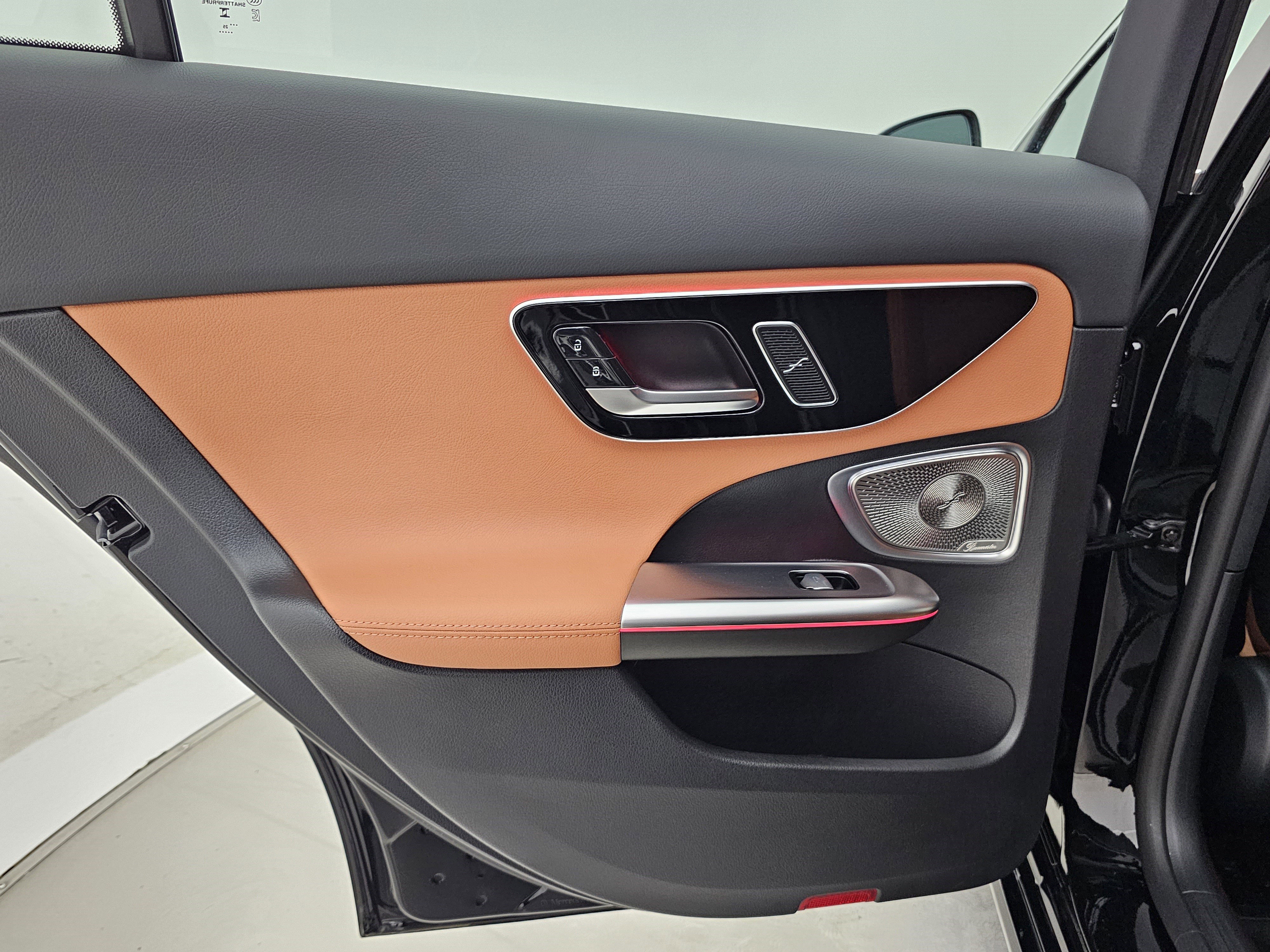 Certified 2025 Mercedes-Benz C 300 4MATIC Sedan image 23