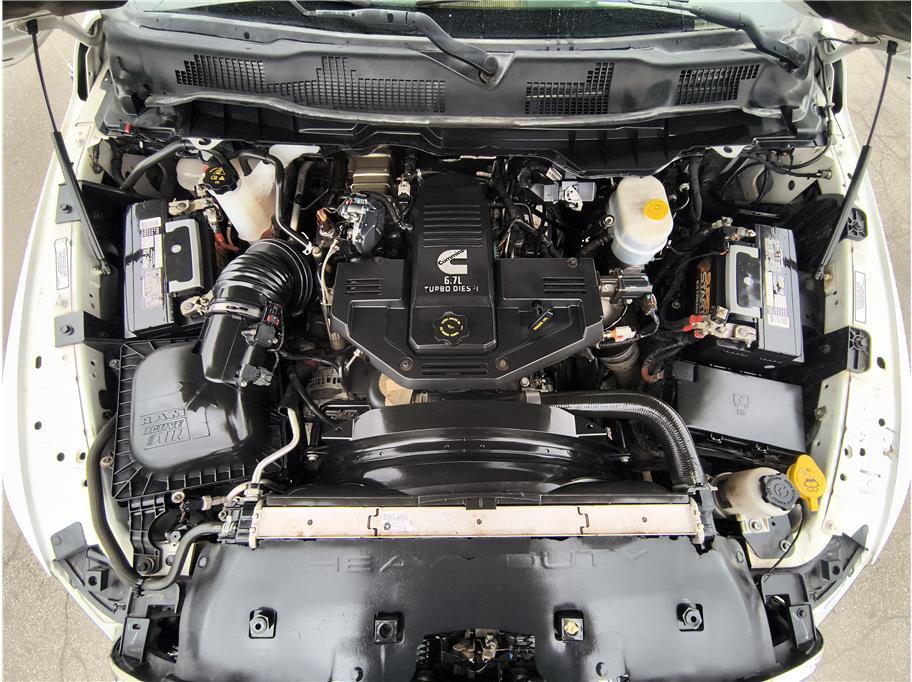 Used 2016 RAM 3500 Tradesman w/ Chrome Appearance Group AWD/4WD image 17