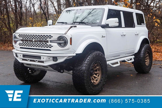 Used 2023 Ford Bronco Outer Banks image 1