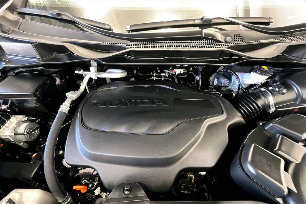 Used 2024 Honda Odyssey Touring image 9