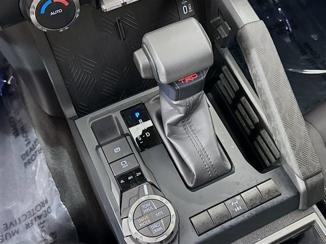 Used 2025 Toyota Tacoma TRD Off-Road AWD/4WD image 17