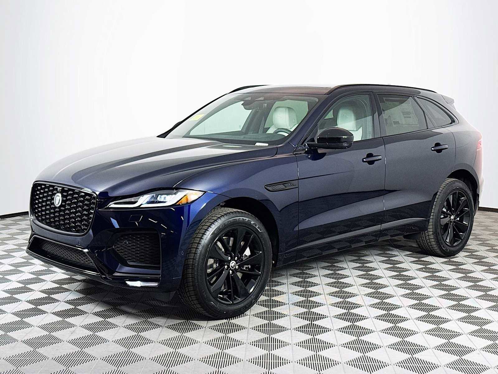 New 2026 Jaguar F-PACE R-Dynamic S image 1