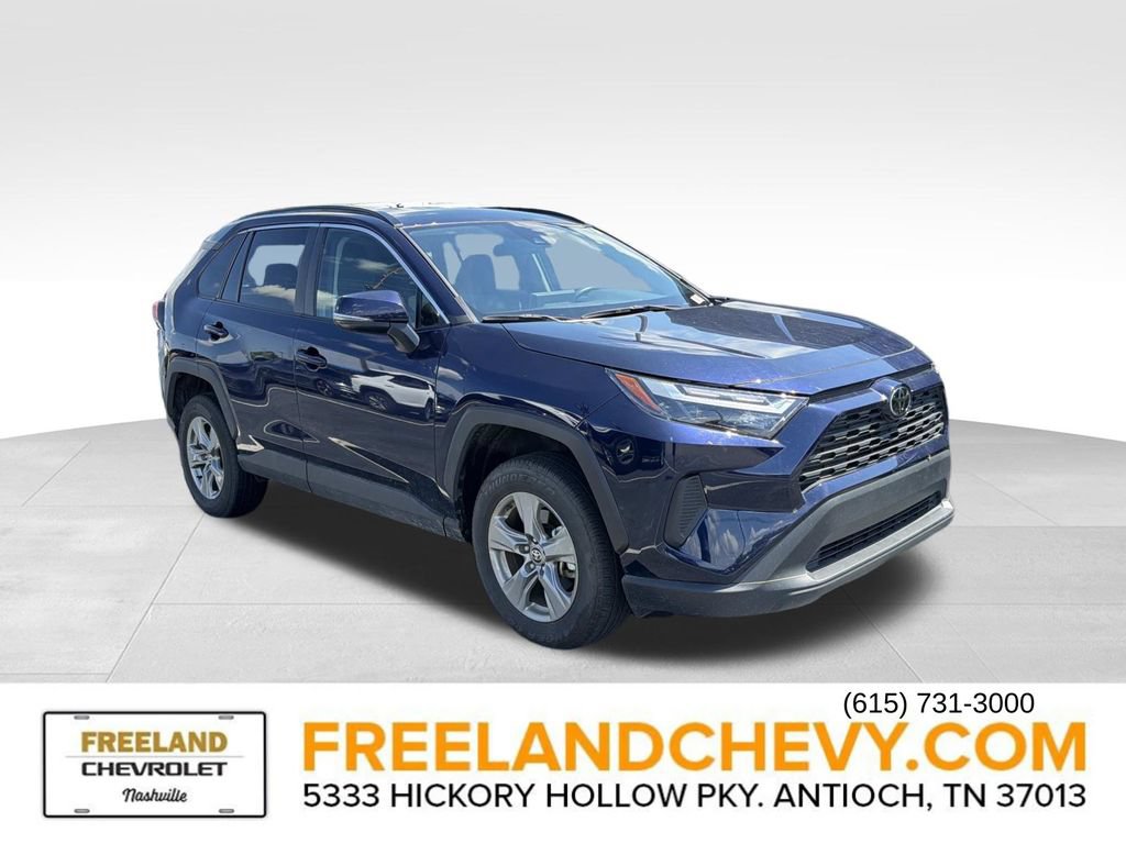 Used 2025 Toyota RAV4 XLE FWD video 1