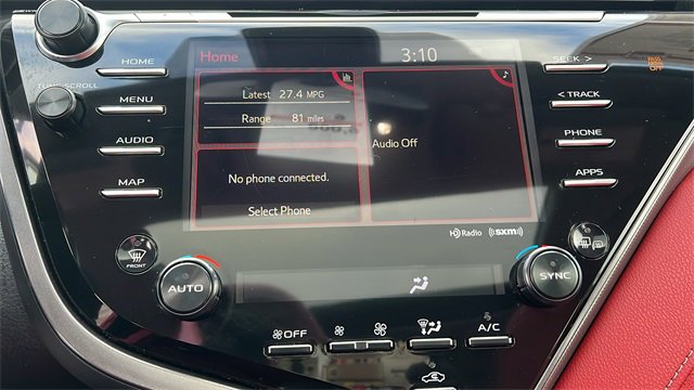 Used 2019 Toyota Camry XSE image 12