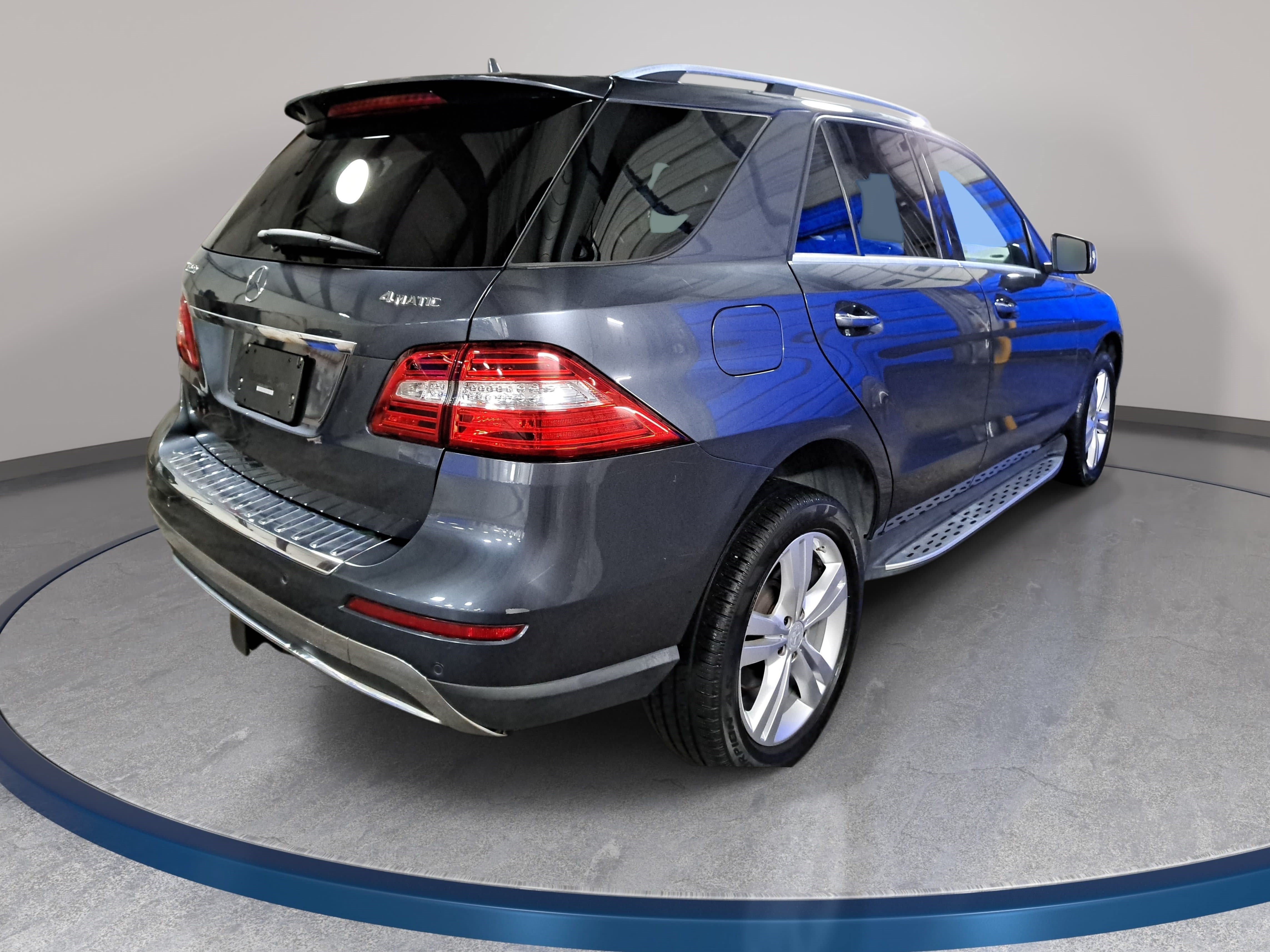 Used 2015 Mercedes-Benz ML 350 4MATIC image 5