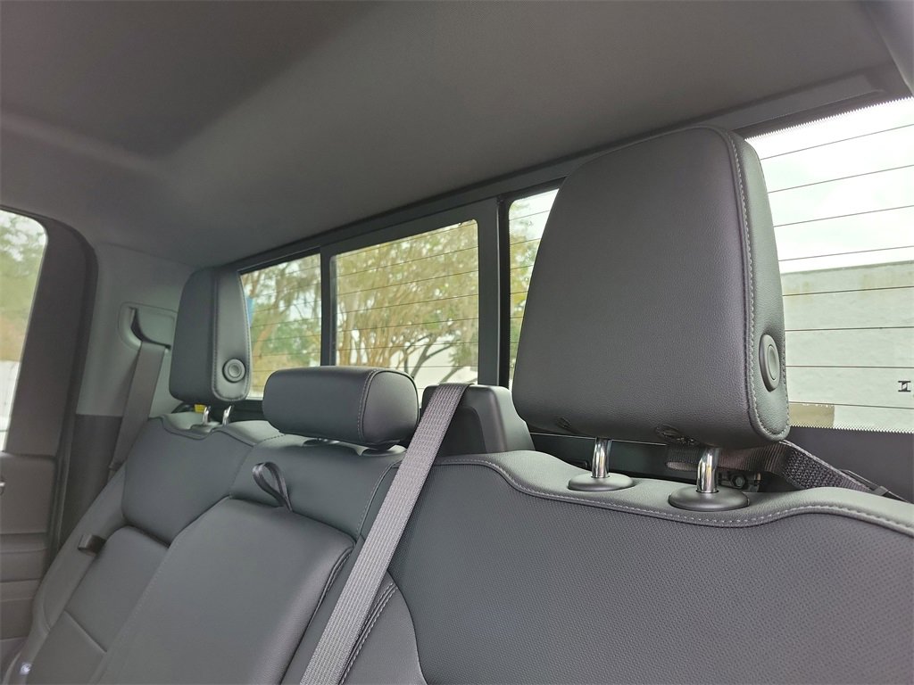 New 2025 GMC Sierra 3500 SLT w/ SLT Premium Package image 14