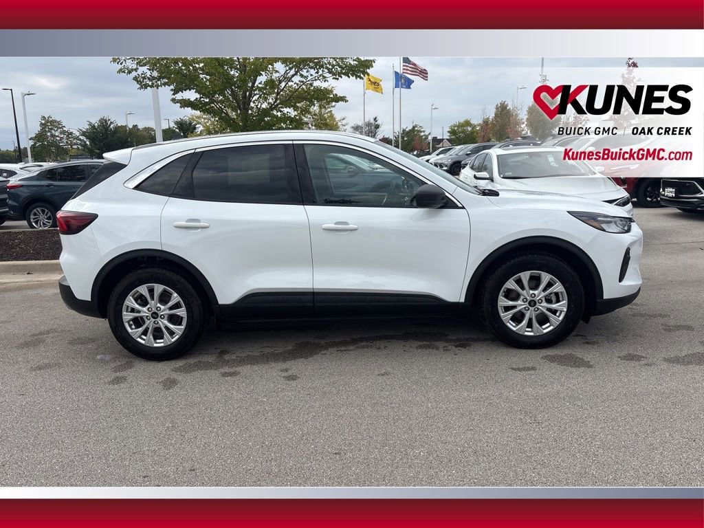 Used 2024 Ford Escape Active image 4