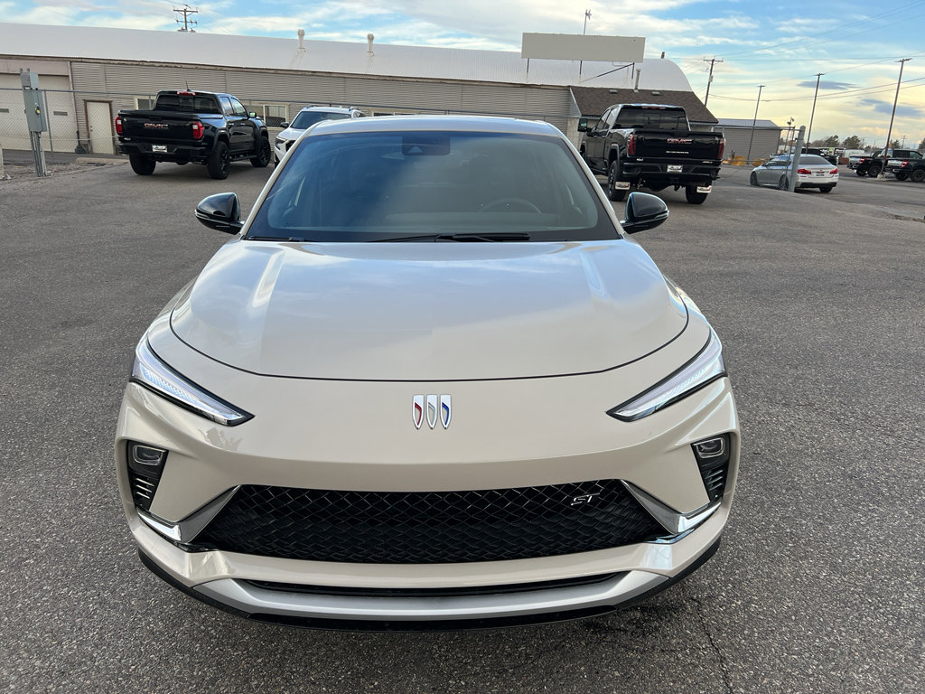 New 2026 Buick Envista Sport Touring w/ Studio Series image 8