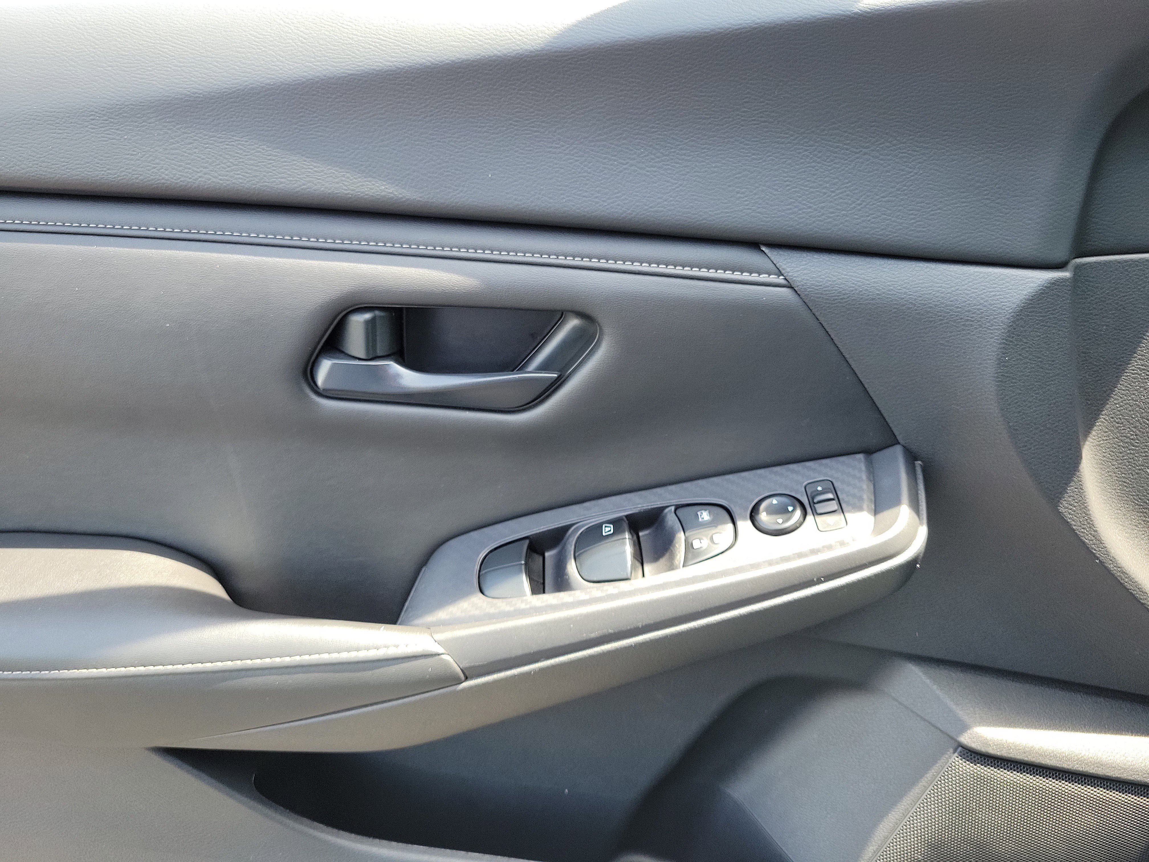 Certified 2024 Nissan Sentra S FWD image 17