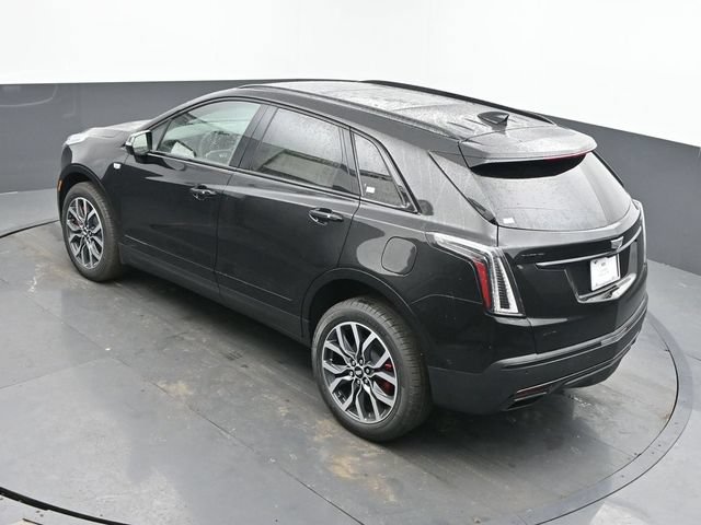 New 2026 Cadillac XT5 Sportv w/ LPO, Floor Liner Package AWD/4WD image 37