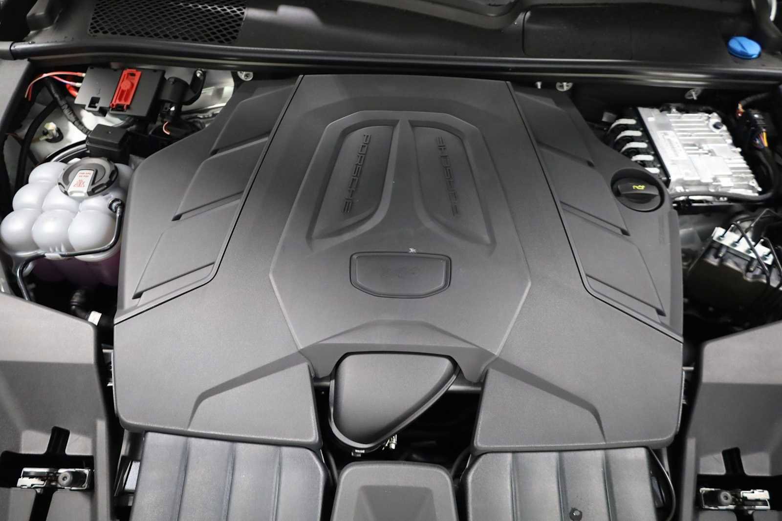 New 2026 Porsche Cayenne Coupe image 41