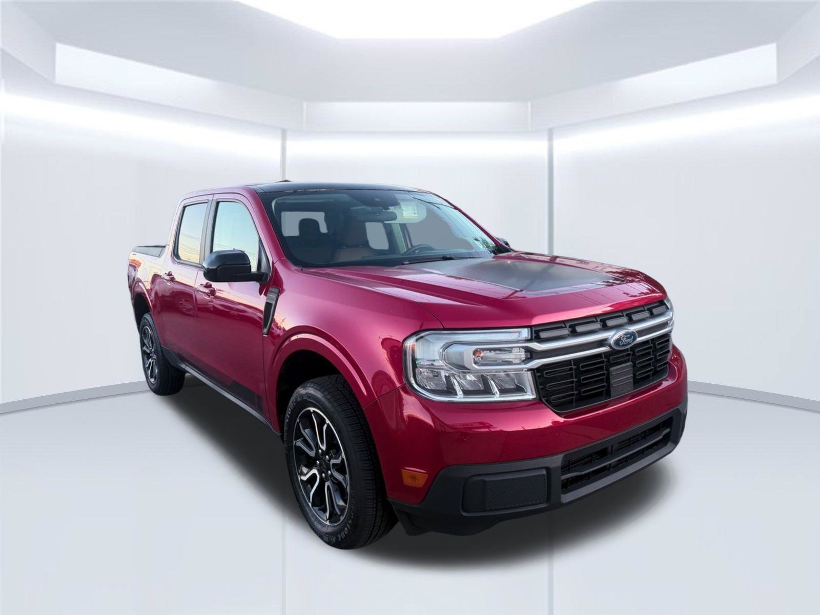 Used 2022 Ford Maverick Lariat w/ Lariat Luxury Package FWD image 2