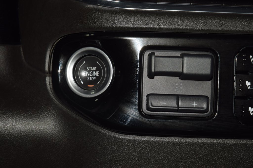 Certified 2024 Chevrolet Silverado 2500 LTZ w/ LTZ Convenience Package image 38