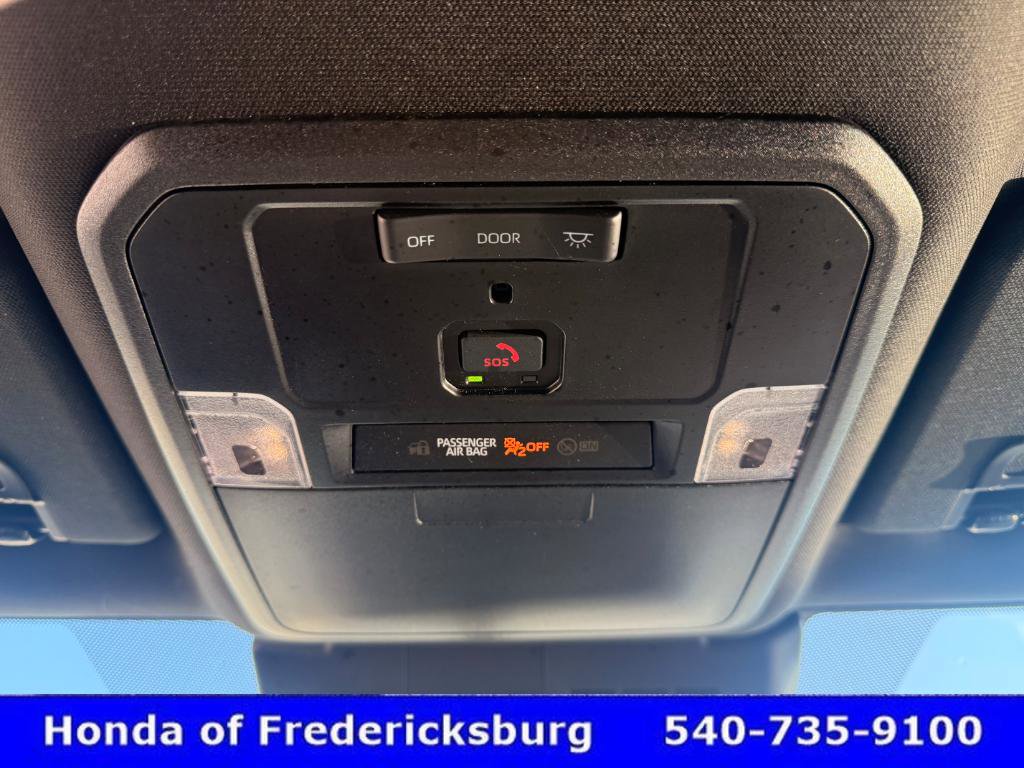 Used 2025 Toyota Tacoma SR5 image 19