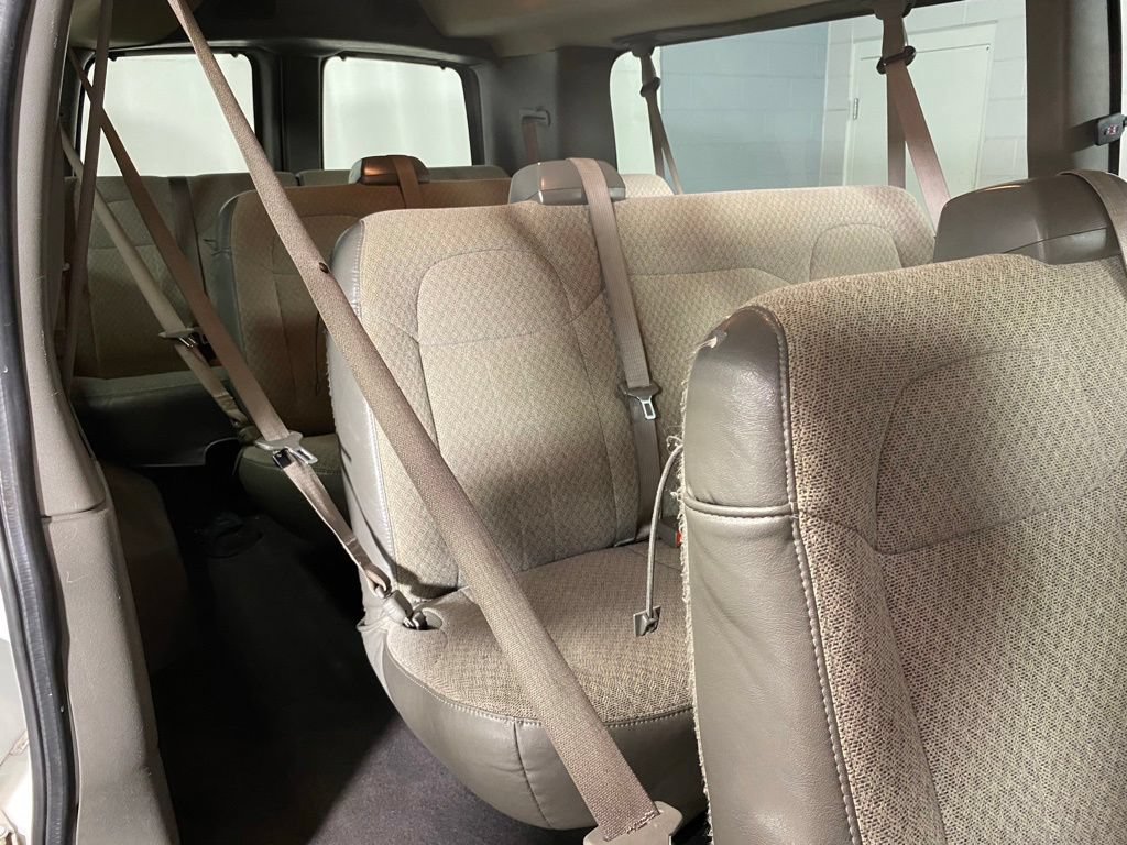 Used 2019 Chevrolet Express 3500 LT w/ LT Preferred Equipment Group RWD image 27