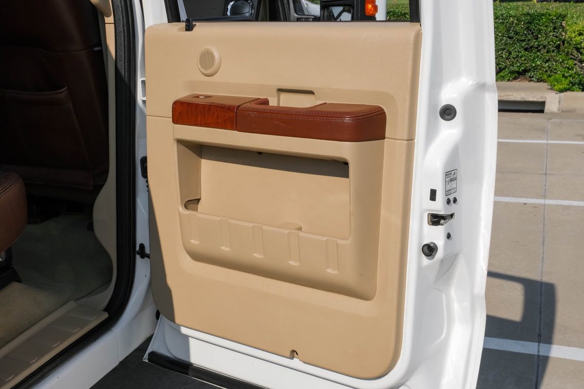 Used 2012 Ford F250 King Ranch w/ FX4 Off Road Pkg image 44