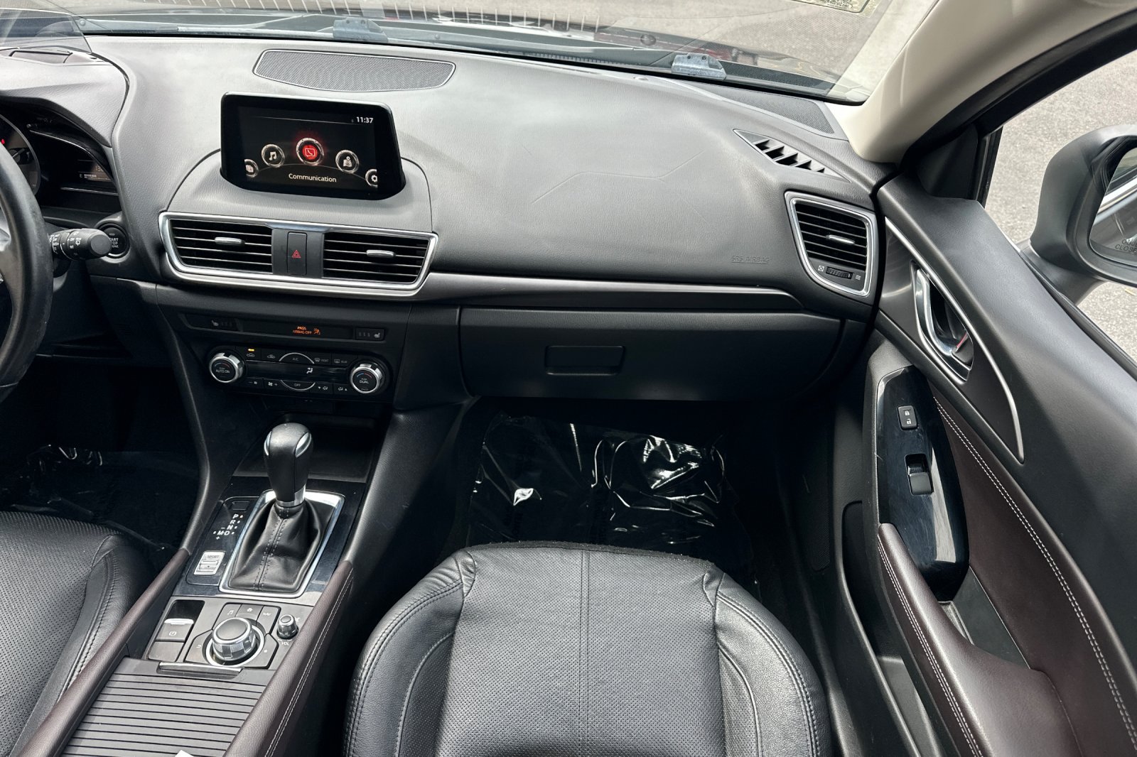 Used 2017 MAZDA MAZDA3 Grand Touring FWD image 31