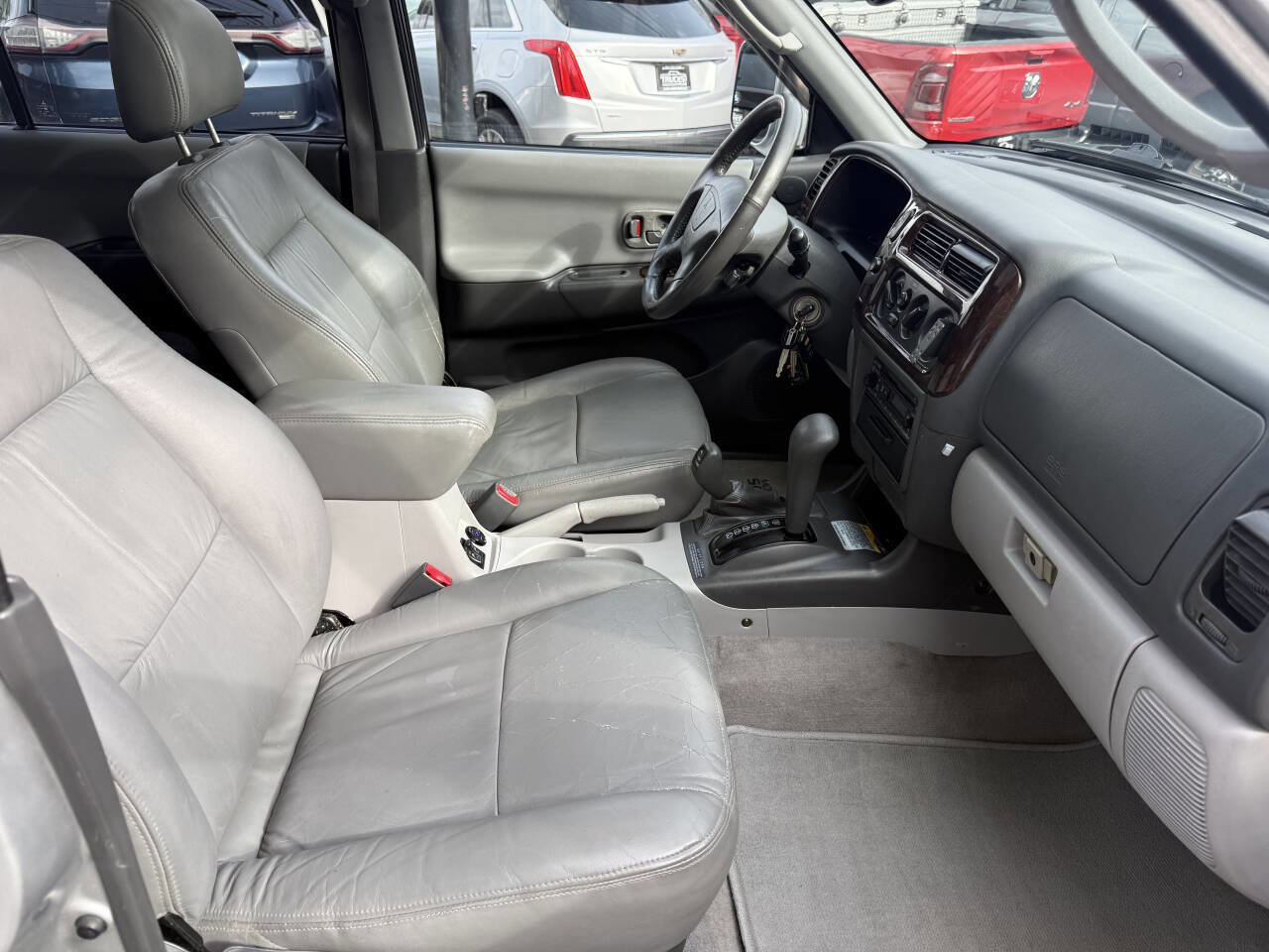 Used 2002 Mitsubishi Montero Sport Limited image 12