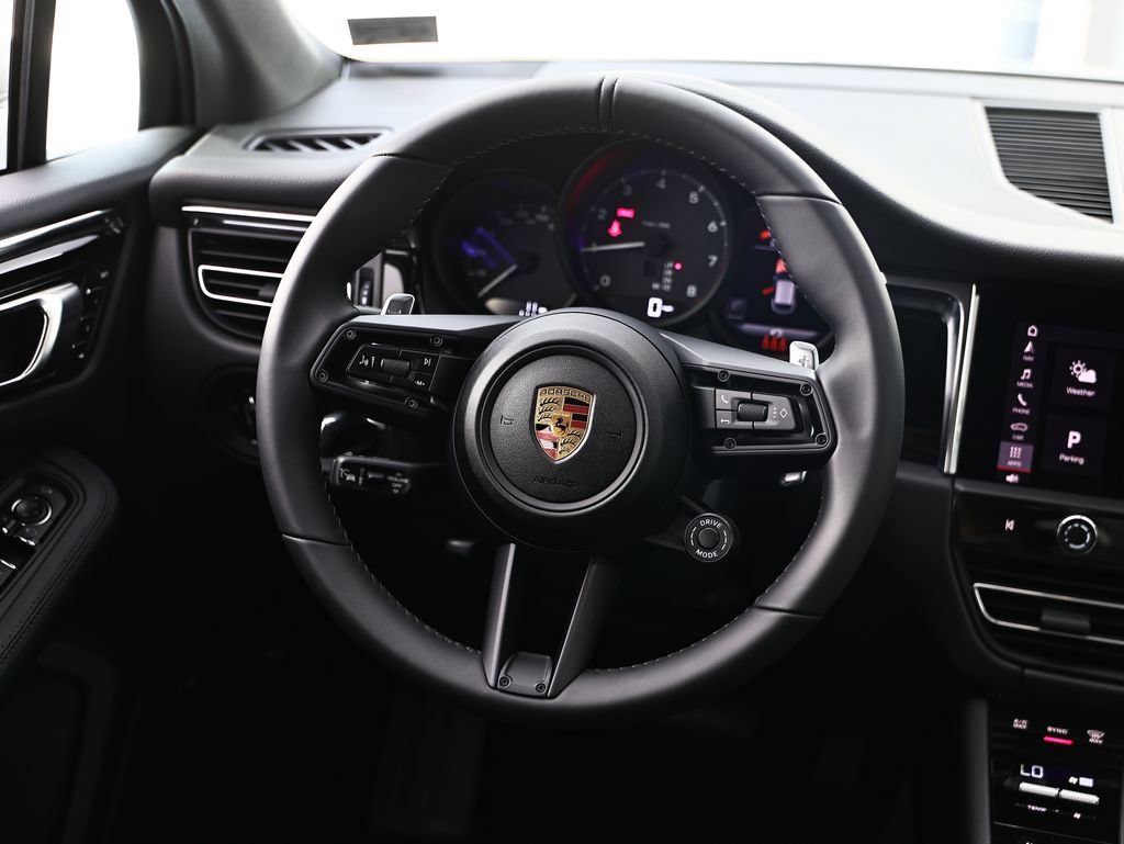 New 2026 Porsche Macan AWD/4WD image 30