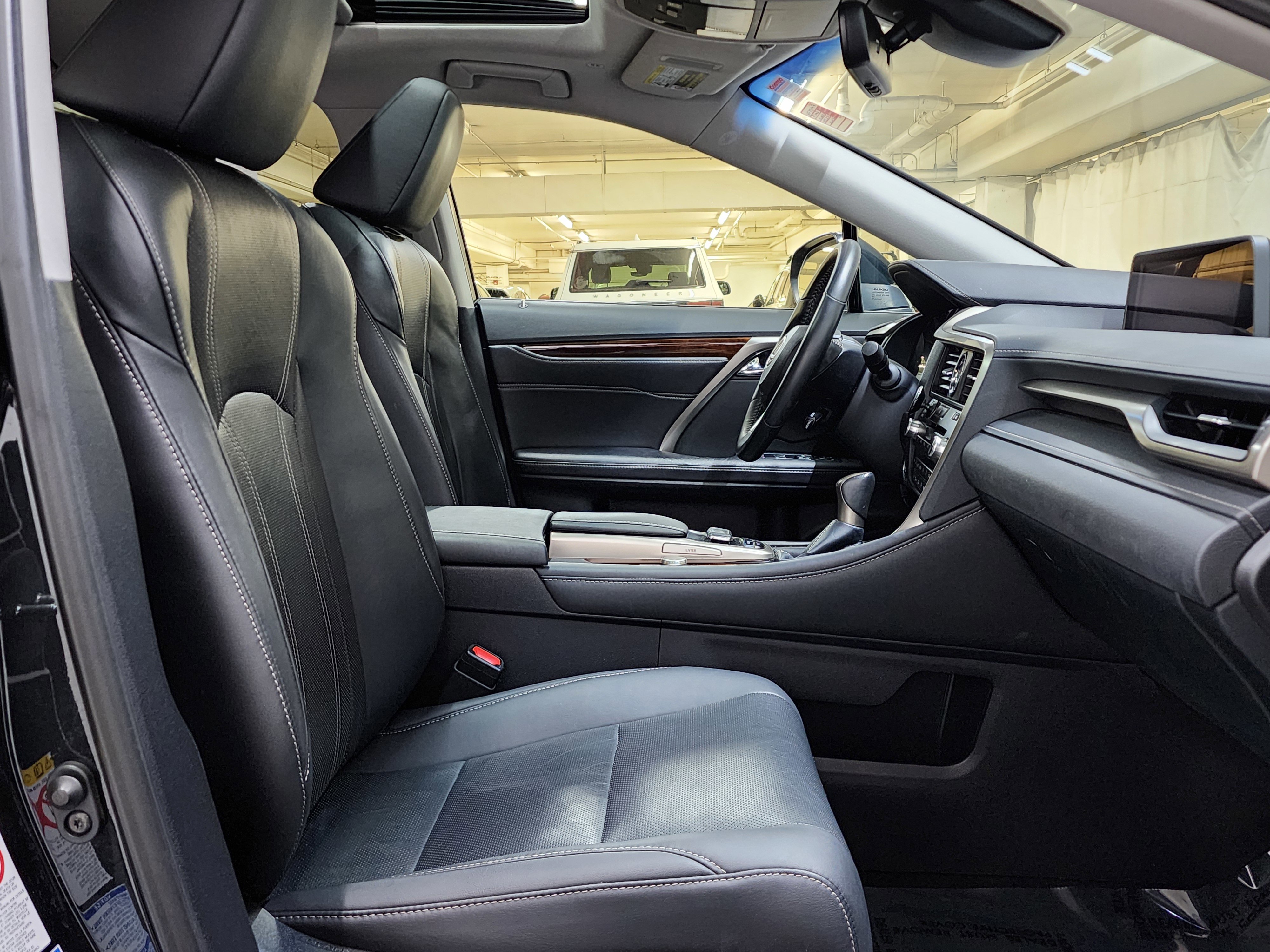 Used 2017 Lexus RX 350 AWD w/ Premium Package image 23