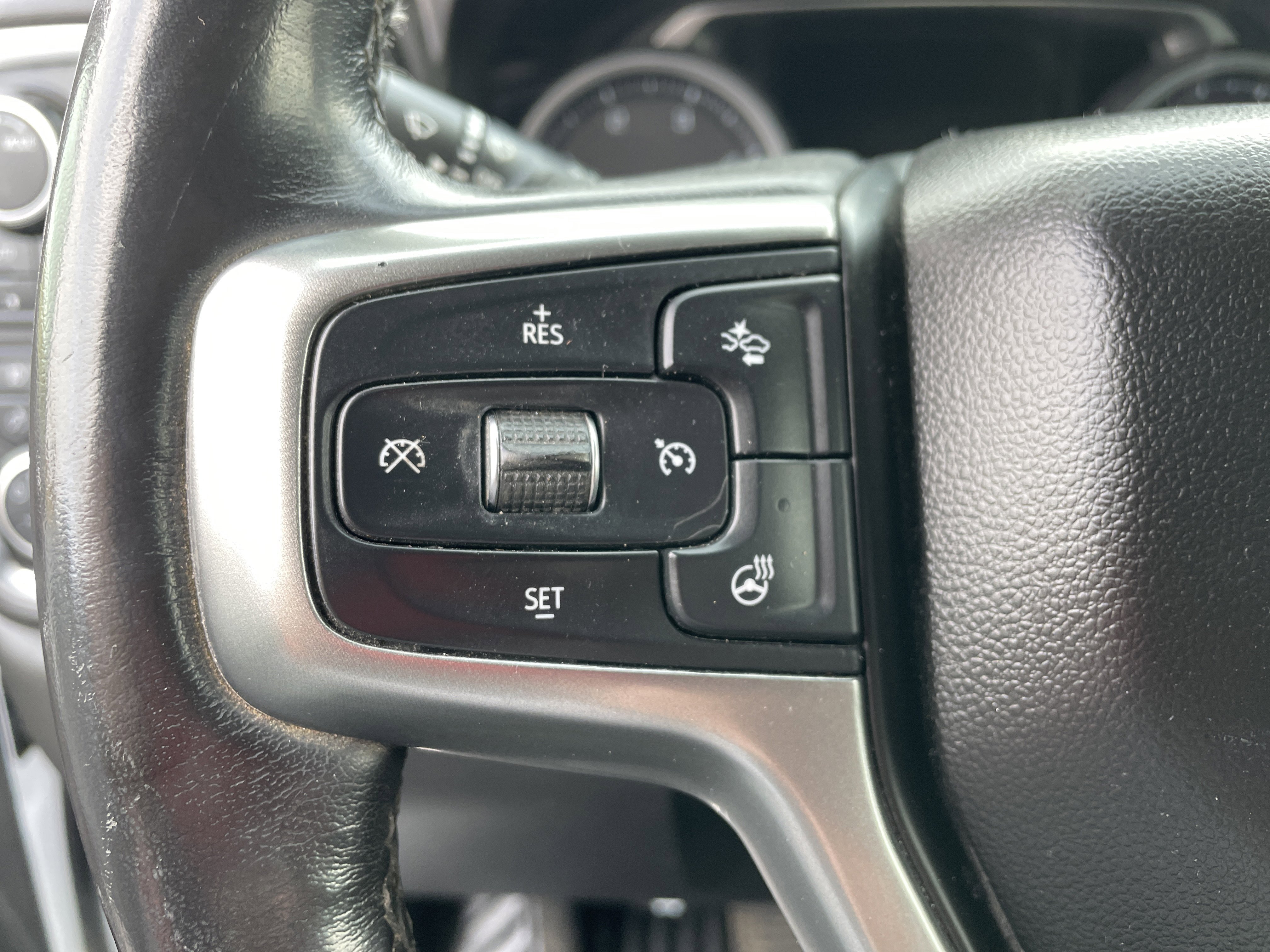 Used 2021 Chevrolet Silverado 3500 LTZ w/ LTZ Premium Package AWD/4WD image 33